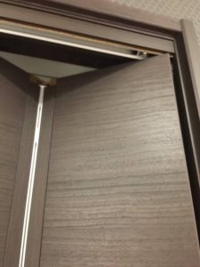 家用自動折疊門